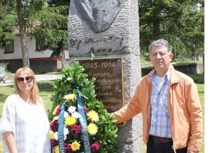 ЗА ШЕСТИ ПЪТ СЕ ПРОВЕДОХА ТРАДИЦИОННИТЕ „МОЛЛОВИ ДНИ”